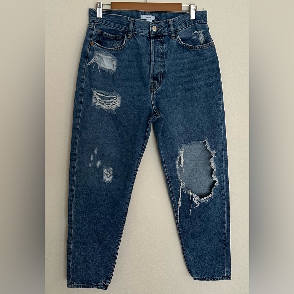 Forever 21 Women's Relaxed Blue Distressed Jeans - Picture 4 of 14